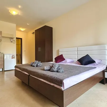 Bratanov Sun And Sea Apartment